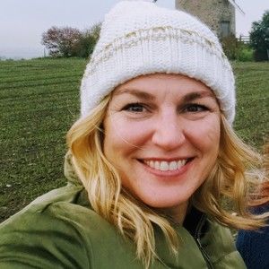 Meet your Posher, Tera